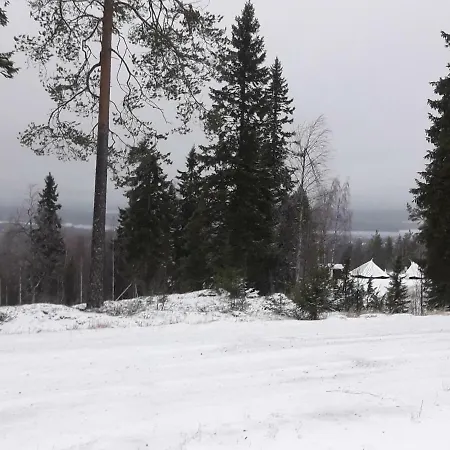 Saukkovaarahill Cottages * Ristijarvi