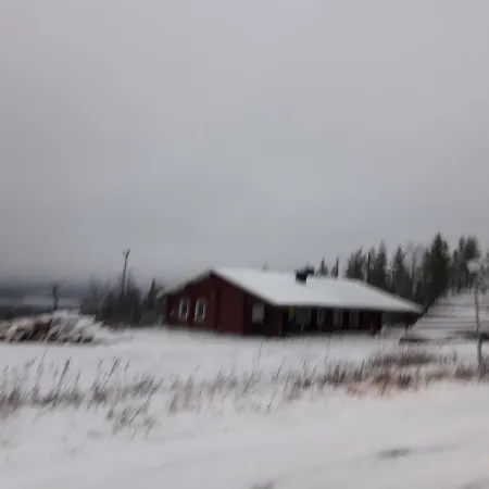 Saukkovaarahill Cottages * Ristijarvi